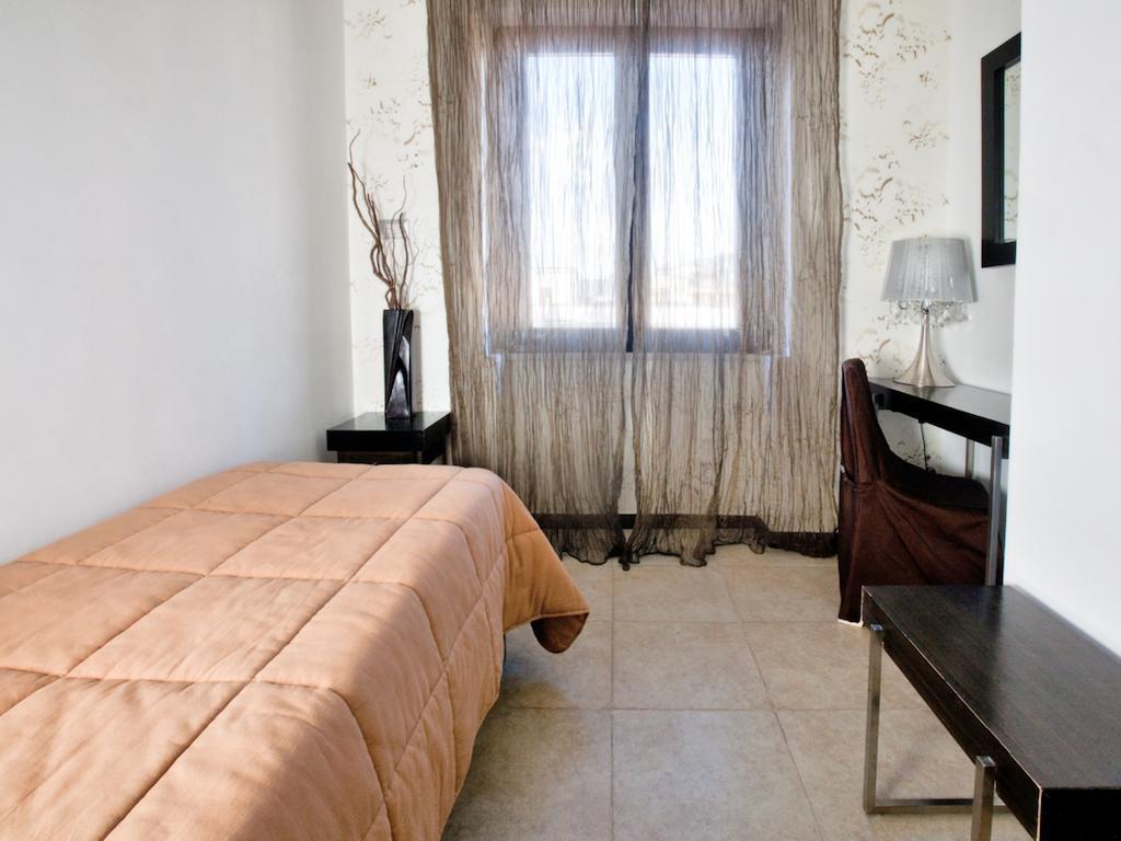 Hotel Grazia Έμπολι Δωμάτιο φωτογραφία